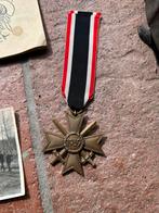 WW2 Spullen: Medaille, Foto's, Boekje en Bankbiljetten, Verzamelen, Ophalen of Verzenden, Overige soorten, Duitsland, Lintje, Medaille of Wings