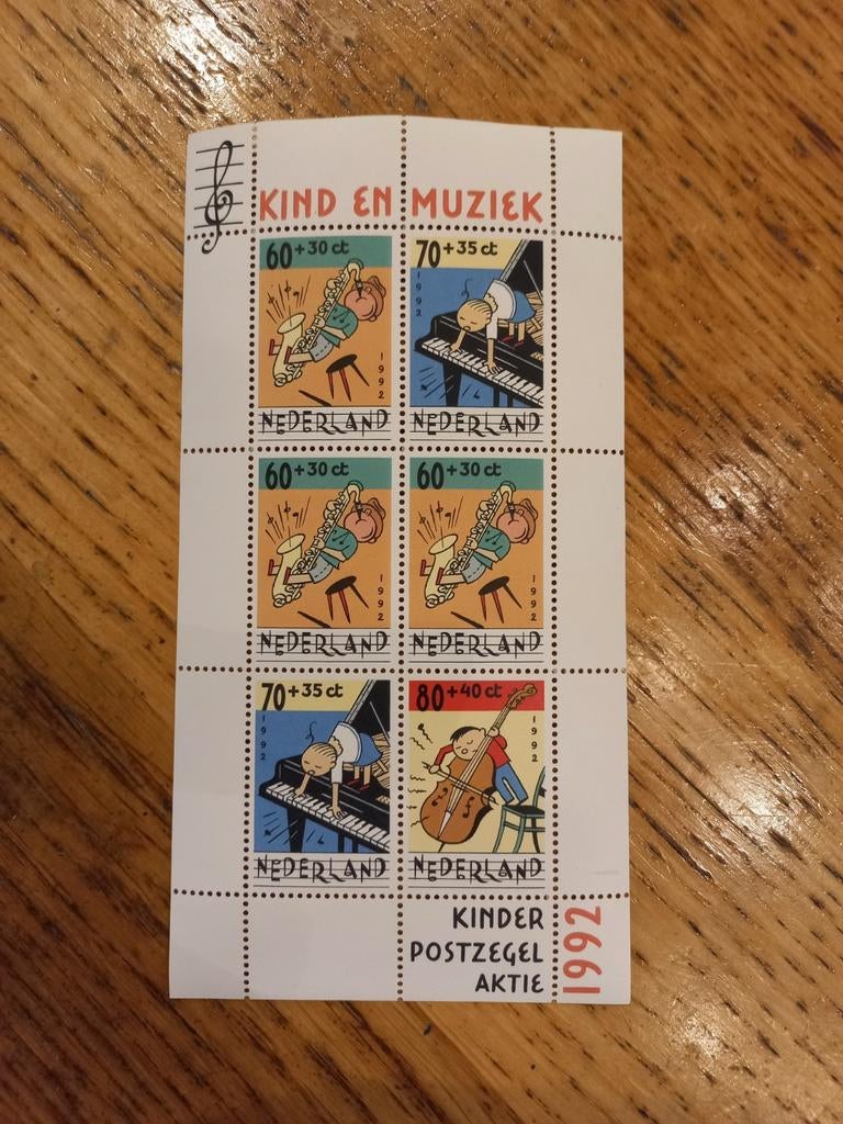 Postfrisse Kinder Postzegel Aktie 1992 - Kind en Muziek, Ophalen of Verzenden