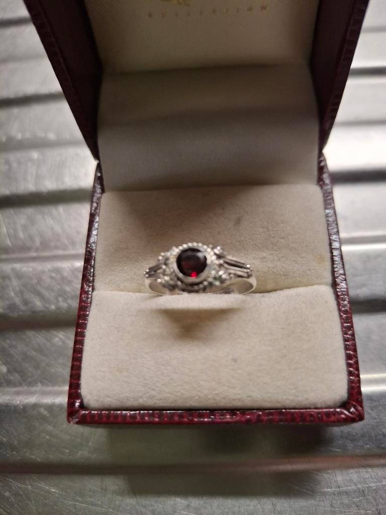 Zilveren ring met  granaat, Ophalen of Verzenden, Zilver, Pandora