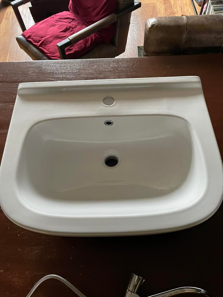 Wastafel met plankje en grohe kraan, Ophalen, 50 tot 100 cm, Zo goed als nieuw, Minder dan 100 cm