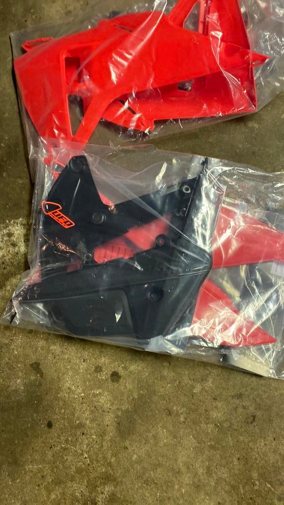 Ufo plastic honda crf 250 2025 / 2026  + ACERBIS /CYCRA  OEM, Motoren, Ophalen of Verzenden