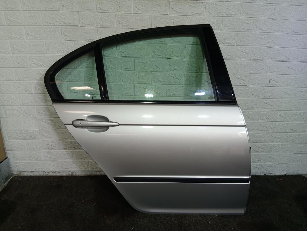 BMW E46 Sedan Deur Rechtsachter Portier Rechts Achter Grijs, Auto-onderdelen, Carrosserie en Plaatwerk, Deur, BMW, Achter, Rechts