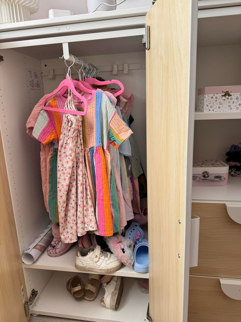 IKEA Kinderkastje - Perfect voor de kinderkamer, Kinderen en Baby's, Kinderkamer | Commodes en Kasten, Ophalen, Gebruikt, Kast