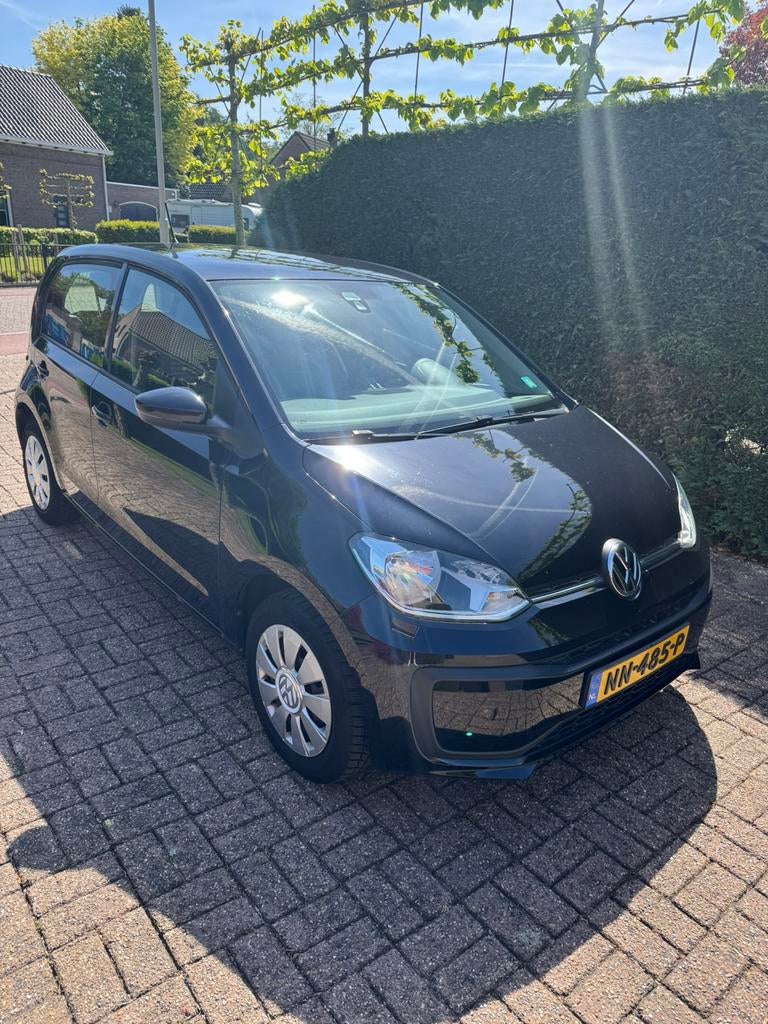 Volkswagen up! 1.0 44KW 5-DRS 2017 Zwart, Auto's, Volkswagen, Voorwielaandrijving, Up!, 4 stoelen, Zwart