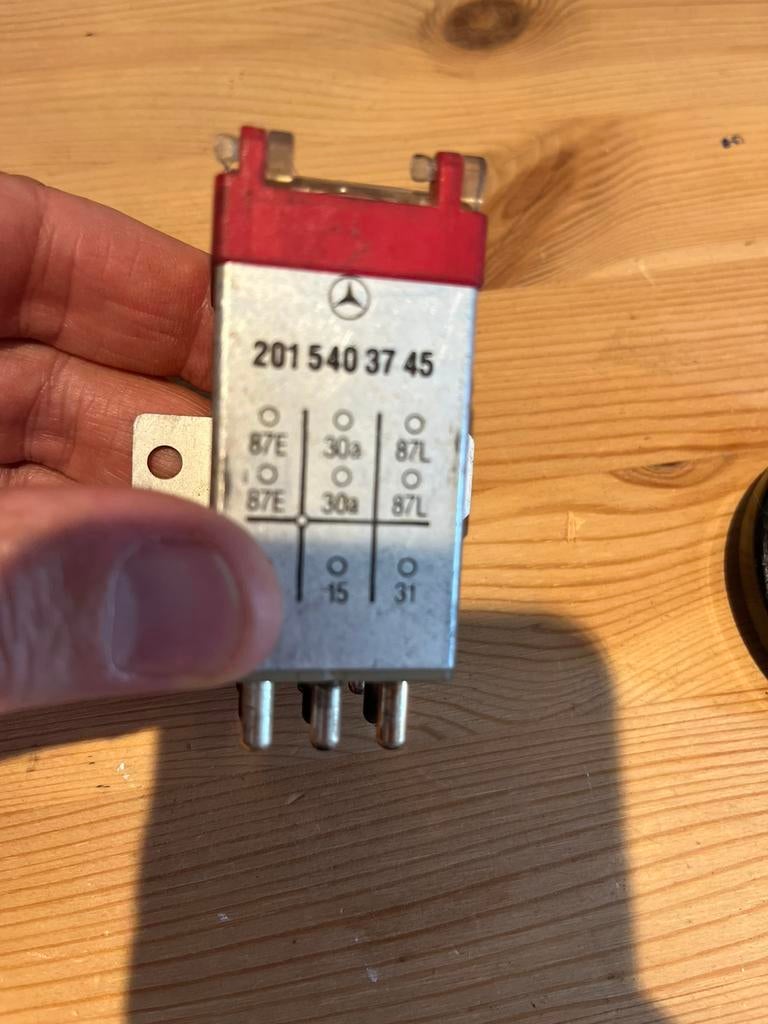 Mercedes overspanningsrelais W201/ W124, Ophalen of Verzenden, Gebruikt