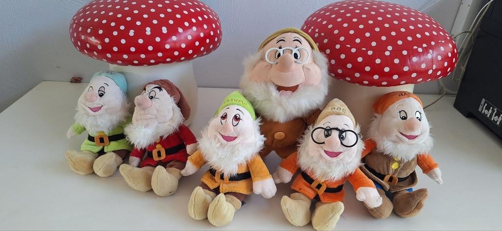 6 Knuffels van de 7 Dwergen disney, Disney, Overige typen, Ophalen of Verzenden, Middelgroot (20 tot 80 cm)