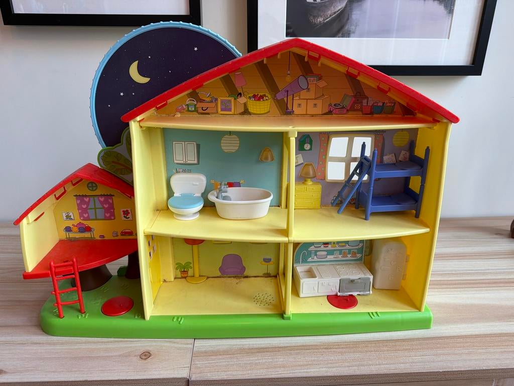 Peppa Pig Speelhuis - Compleet met Meubels, Ophalen, Gebruikt, Poppenhuis