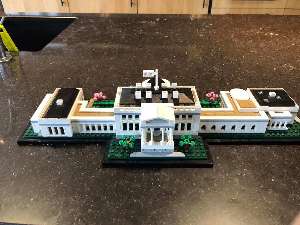 Lego 21054 white house 100% compleet, Tickets en Kaartjes, Eén persoon