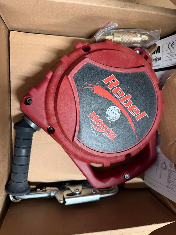 2 stuks 3M  Rebel Protecta Valbeveiliging valstop apparaat, Doe-het-zelf en Verbouw, Veiligheidskleding, Nieuw, Ophalen of Verzenden