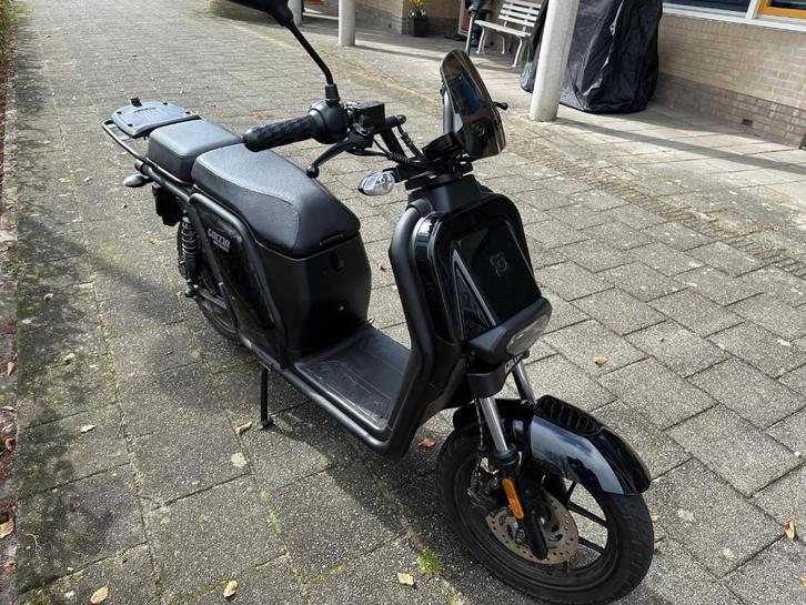 AGM Goccia GEV2000, Fietsen en Brommers, Snorfietsen en Snorscooters, Zo goed als nieuw, Overige merken, Elektrisch, Ophalen