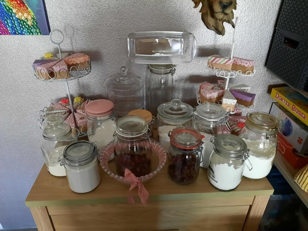 Weckflessen, voorraadpotten, glaswerk ed, Ophalen