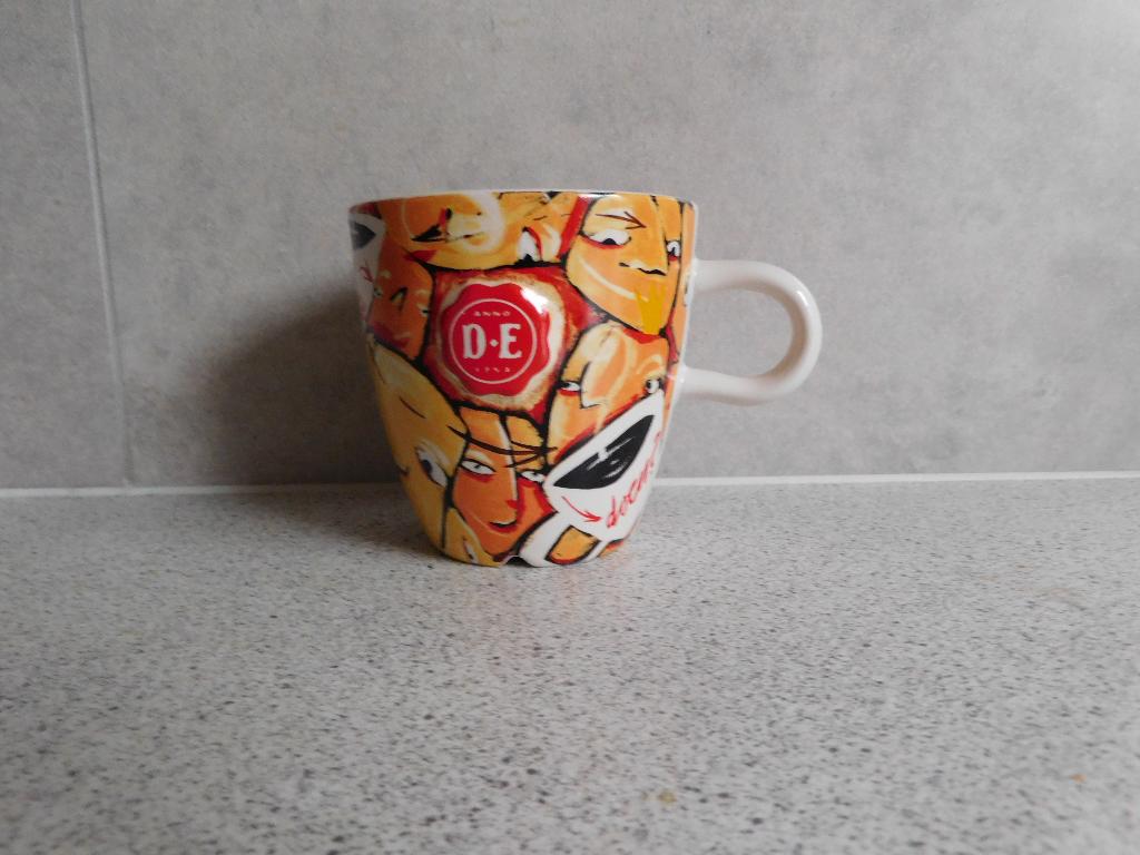 Mok 270 ml. Bakkie doen Selwyn Senatori Douwe Egberts, Ophalen of Verzenden, Zo goed als nieuw, Overige stijlen, Kop(pen) en/of Schotel(s)