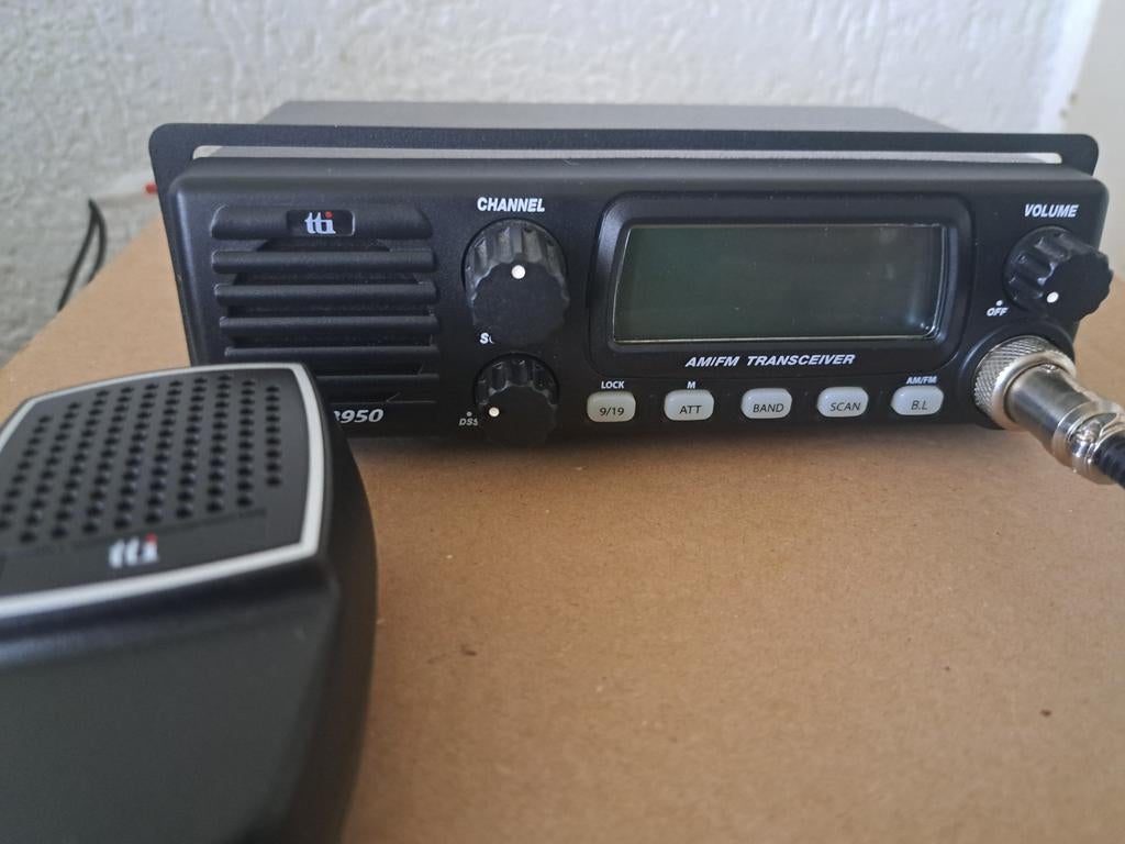 tti cb radio, Telecommunicatie, Zenders en Ontvangers, Ophalen of Verzenden, Zender en Ontvanger