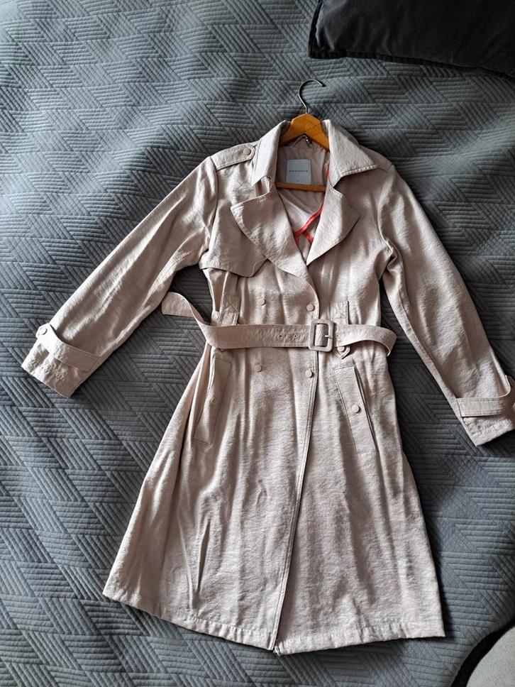 Rino & Pelle Trenchcoat - Stijlvol en Tijdloos, Kleding | Dames, Jassen | Zomer, Zo goed als nieuw, Maat 36 (S), Beige, Ophalen of Verzenden