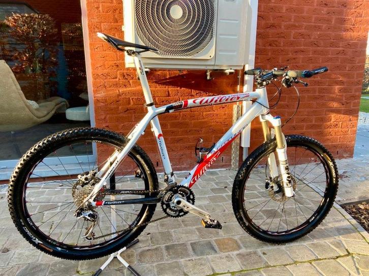 Wilier Triestina ATB rosso Rubino Gr 58 in Nieuwstaat, Fietsen en Brommers, Fietsen | Mountainbikes en ATB, Zo goed als nieuw