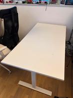 IKEA Trotten handmatig verstelbaar bureau, Huis en Inrichting, Bureaus, Ophalen, In hoogte verstelbaar, Gebruikt, Stabureau
