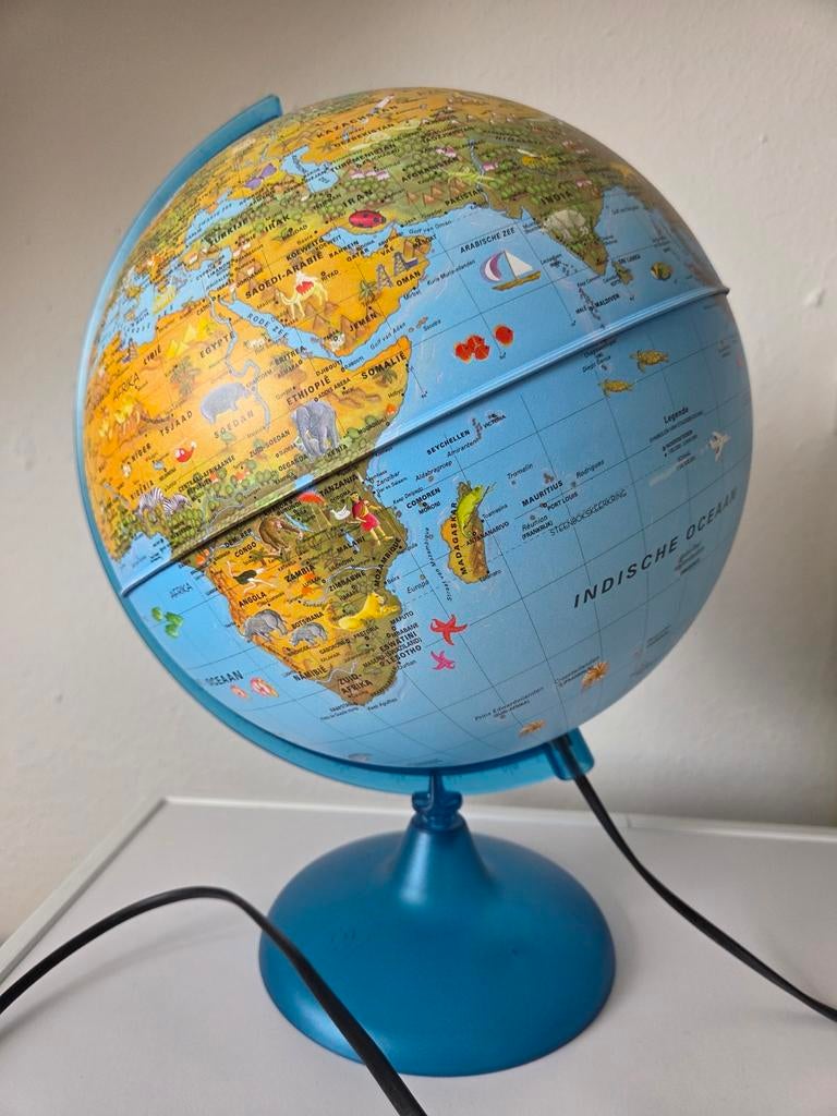 Wereldbol lamp, Ophalen