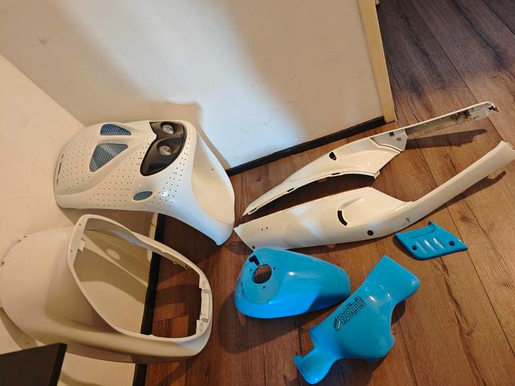 Piaggio zip sp 98 kappenset compleet polini nieuwstaat, Kinderen en Baby's, Speelgoed | Hobbelfiguren, Zo goed als nieuw, Ophalen of Verzenden