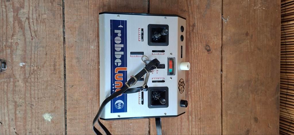 Robbe Luna 4-kanaals zender 27 MHz, Ophalen of Verzenden, R, R, R