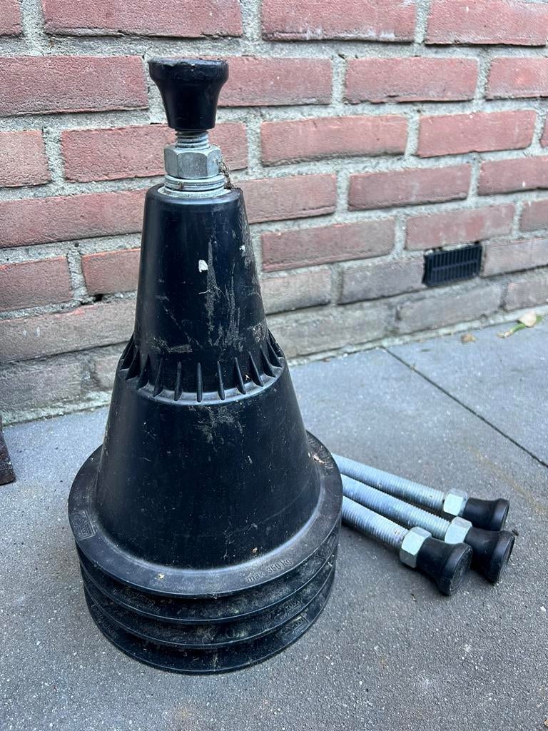 4 X VERSTELBARE CARAVAN ONDERSTEL STEUNEN ASSSTEUN, Caravans en Kamperen, Caravan accessoires, Ophalen of Verzenden, Gebruikt