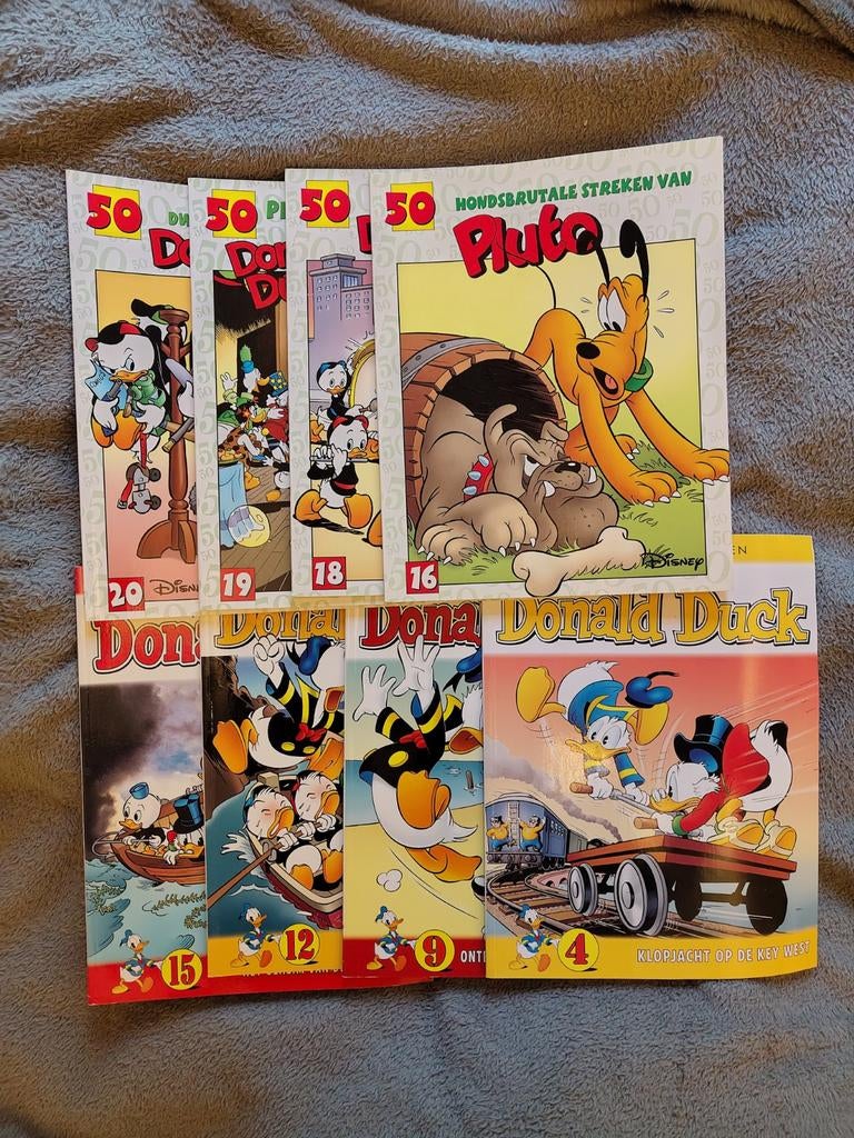 Donald Duck Stripboeken - Diverse nummers en specials, Meerdere stripboeken, Ophalen of Verzenden, Gelezen, Walt Disney