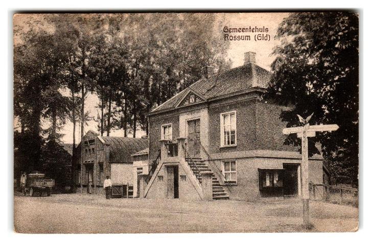 Rossum, Gemeentehuis, Verzamelen, Ansichtkaarten | Nederland, Gelopen, Gelderland, 1940 tot 1960, Verzenden