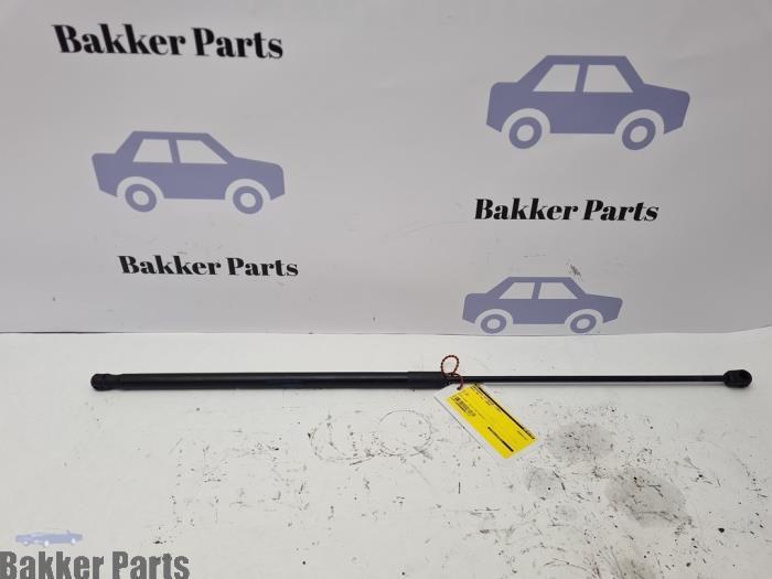 Gasdemper Motorkap links van een Audi A4, Auto-onderdelen, Carrosserie en Plaatwerk, Audi, Gebruikt, 3 maanden garantie