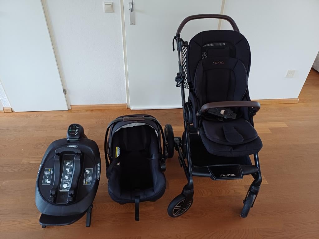 Nuna complete kinderwagen met Maxi-Cosi, reiswieg & Isofix, Overige merken, Gebruikt, Met autostoeltje, Ophalen of Verzenden