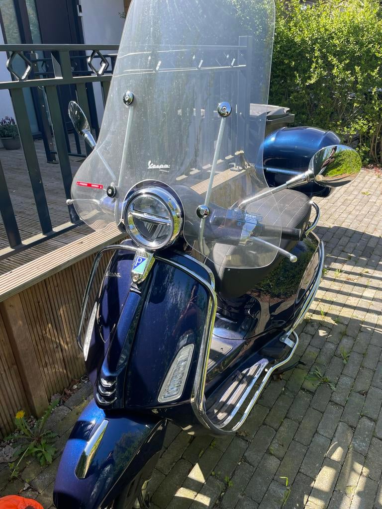 Vespa Primavera 2024 - 45 km/u - Zo goed als nieuw!, Ophalen, Maximaal 45 km/u, Zo goed als nieuw, Benzine