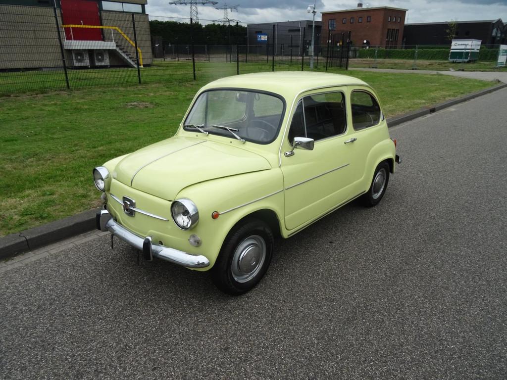 Fiat 600 600 L, Auto's, Fiat, Bedrijf, Te koop, Benzine, Sedan, Handgeschakeld, Origineel Nederlands, Overige kleuren, Leder, Achterwielaandrijving