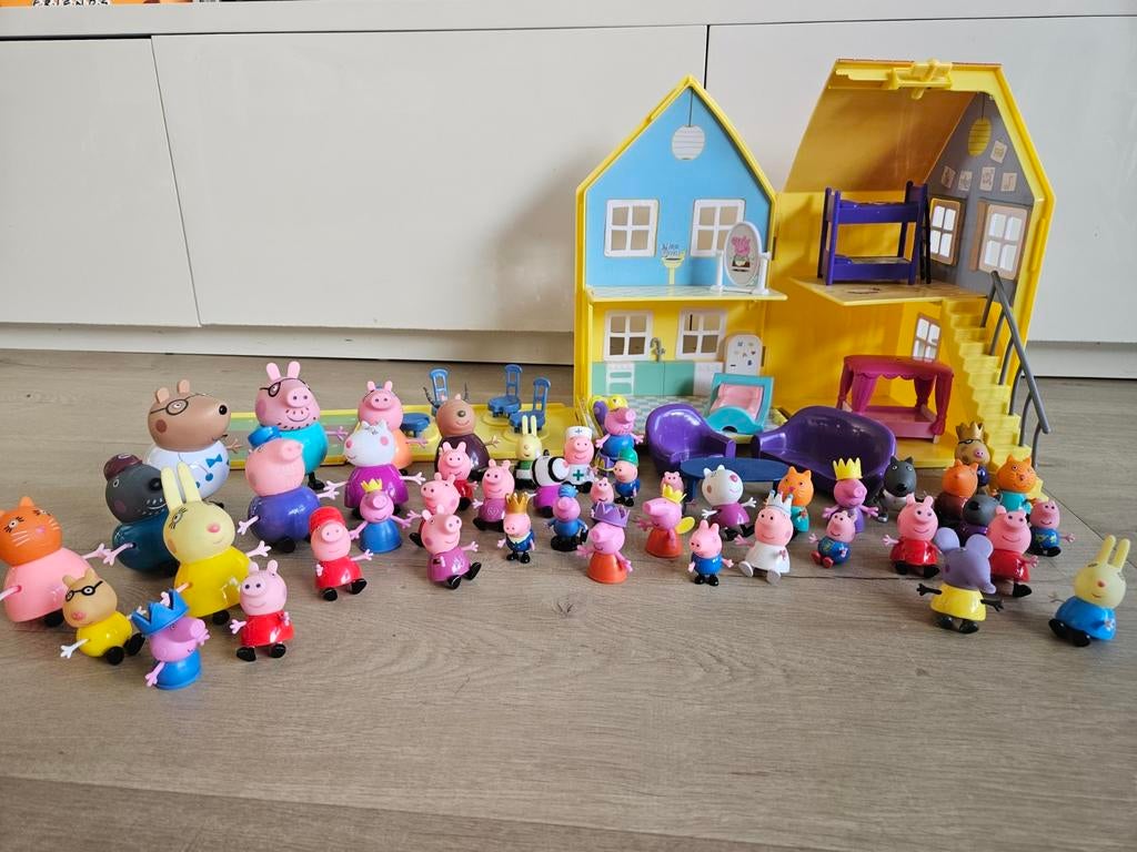Zeer uitgebreid Peppa huis met 45 poppetjes!!, Ophalen