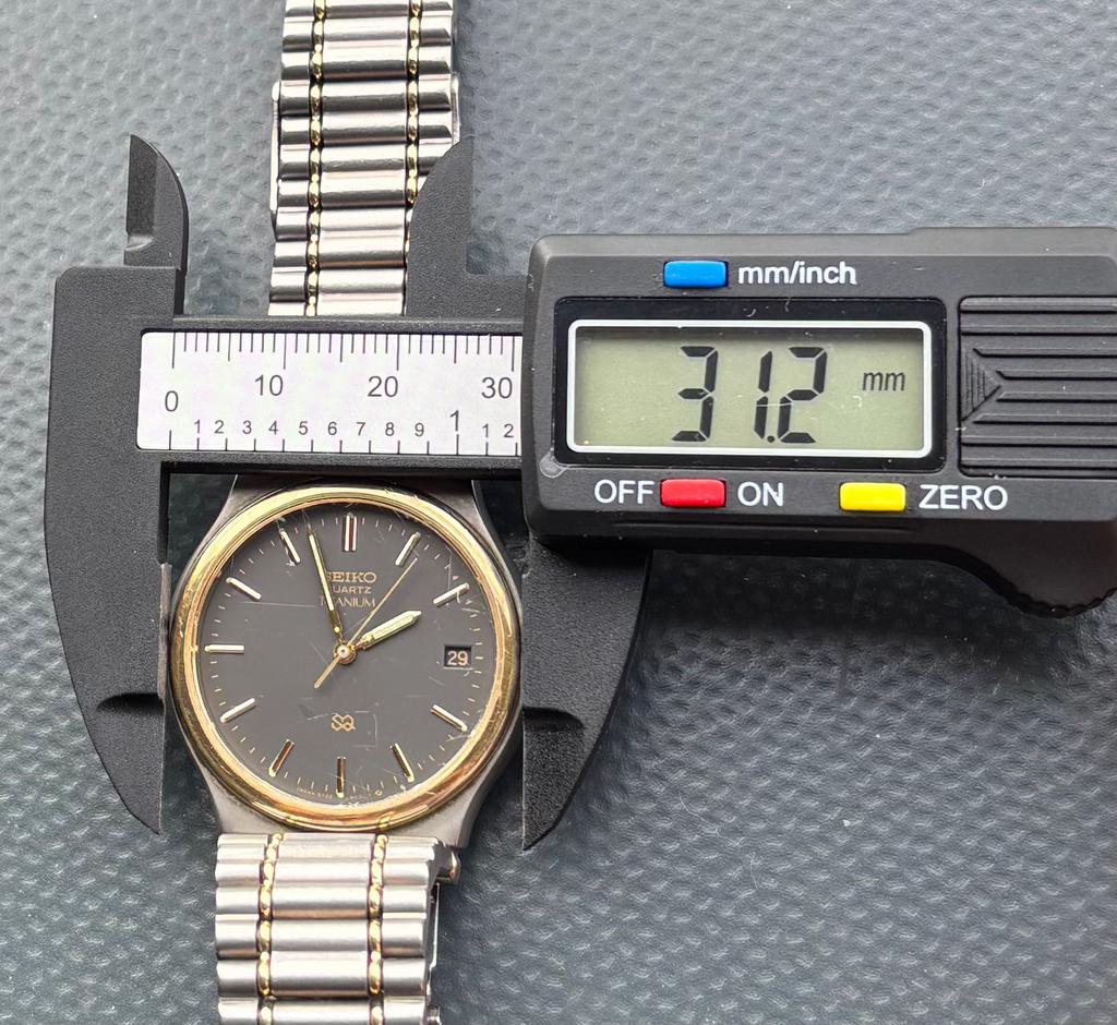 Seiko Titanium Horloge 5y22-6030, Ophalen of Verzenden, Zo goed als nieuw, Staal, Seiko