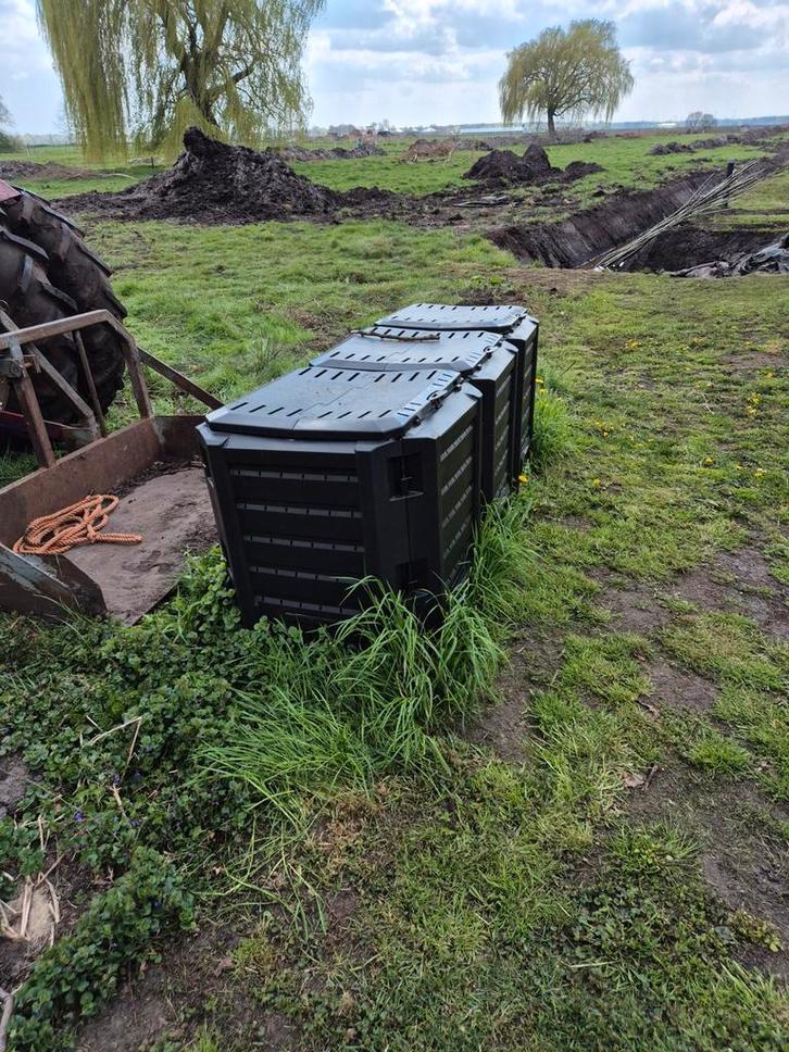 Drie zwarte compostbakken, Tuin en Terras, Overige Tuin en Terras, Ophalen
