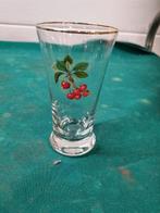 likeurglas britvic  met kers, Verzamelen, Glas en Borrelglaasjes, Ophalen of Verzenden, 'T Olde Gre-j, Info@toldegrej.nl, Endepoelstraat 20f Didam