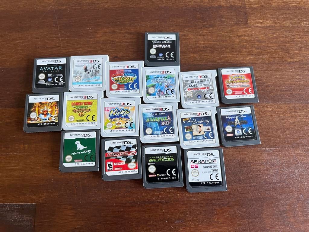 Lot met 17 DS en 3DS games, Avontuur en Actie, Online, 1 speler, Ophalen of Verzenden