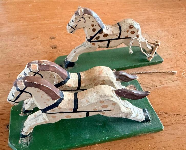 3 antieke houten speelgoedpaardjes uit de jaren '30, Antiek en Kunst, Antiek | Speelgoed, Ophalen