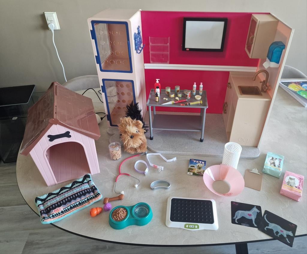 Our Generation Dierenkliniek met Hond en Accessoires, Ophalen, Zo goed als nieuw, Jongen of Meisje