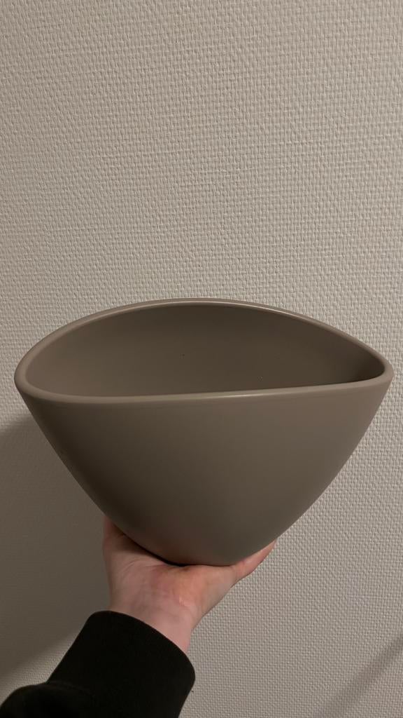 Vaas grijs, Ophalen, Zo goed als nieuw, Ovaal