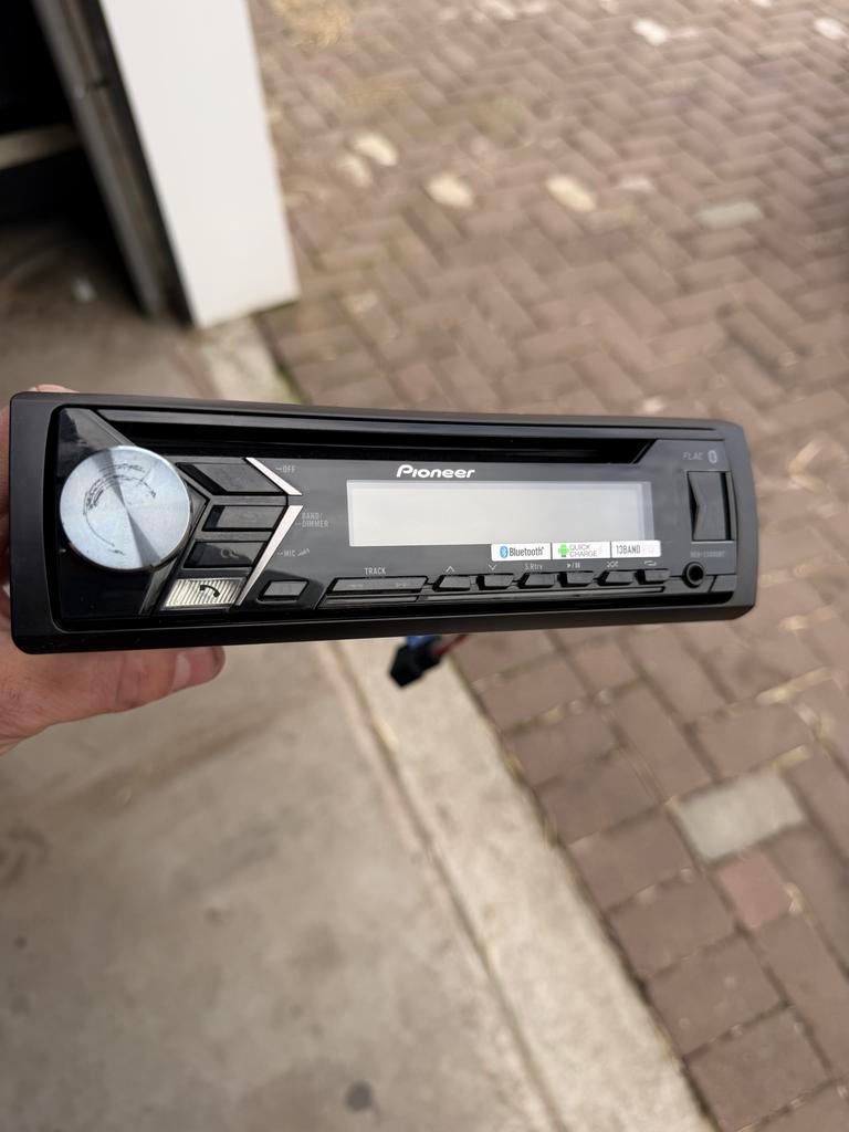 Pioneer DEH-S3000BT autoradio - Werkt goed, Ophalen of Verzenden, Gebruikt