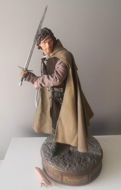 Sideshow LOTR Aragorn Exclusieve Premium Format Beeld, Ophalen of Verzenden, Zo goed als nieuw