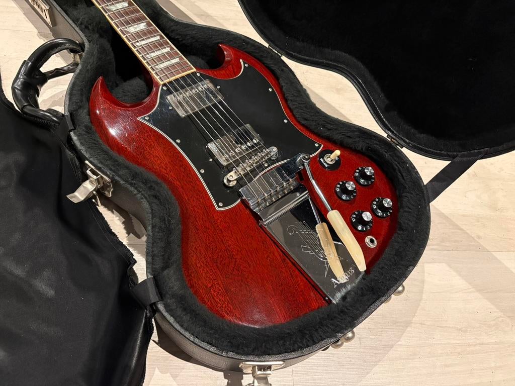 Gibson SG Angus Young Signature gitaar, Muziek en Instrumenten, Snaarinstrumenten | Gitaren | Elektrisch, Ophalen, Zo goed als nieuw