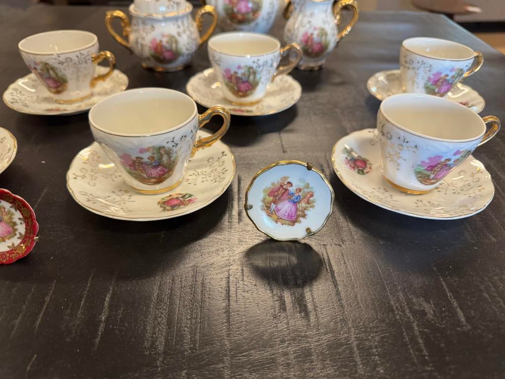 Thee servies veritable porcelaine limoges france or, Antiek en Kunst, Antiek | Porselein, Ophalen