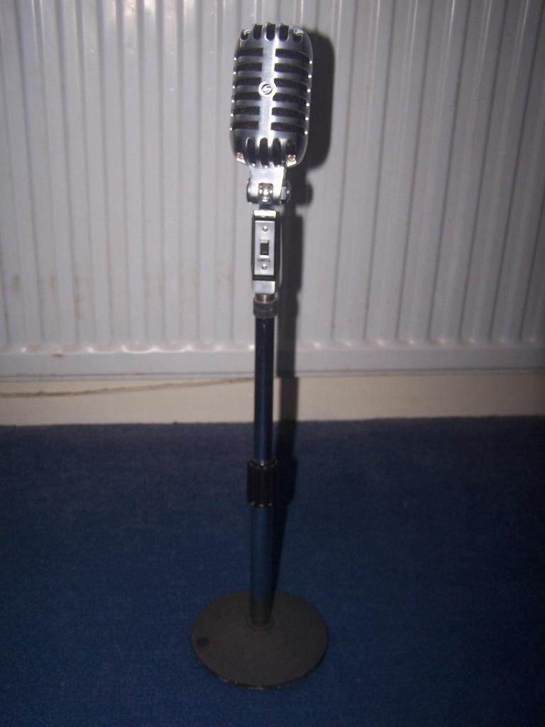 Nostalgische microfoon, Muziek en Instrumenten, Microfoons, Ophalen of Verzenden, Zo goed als nieuw, Zangmicrofoon