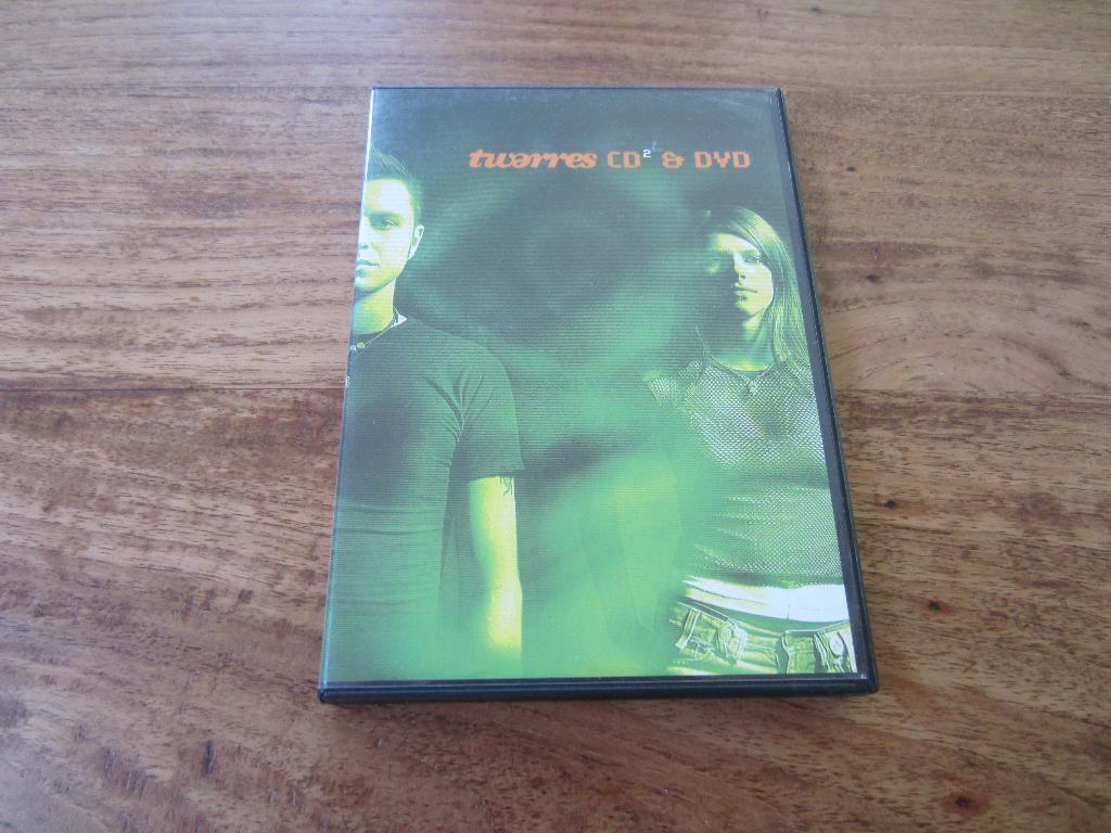 Twarres - cd2 - CD+DVD, Cd's en Dvd's, Ophalen of Verzenden, Zo goed als nieuw