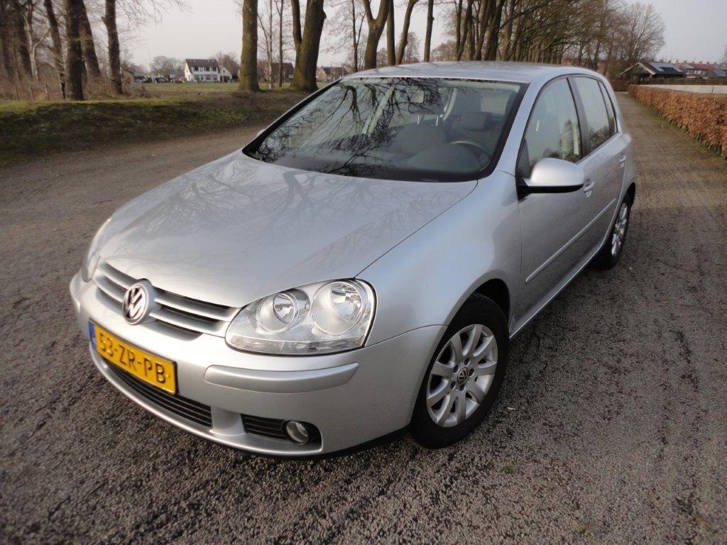 Volkswagen Golf 1.6 16V FSI 85KW 2008 Grijs, Auto's, Volkswagen, Voorwielaandrijving, 4 cilinders, 620 kg, Origineel Nederlands