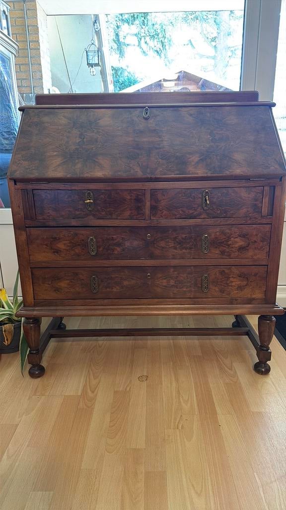 Spaans secretaire massief notenhout, Ophalen, Gebruikt