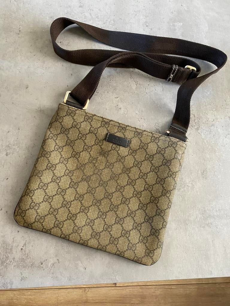 Authentieke Gucci Messenger Bag Vintage, Sieraden, Tassen en Uiterlijk, Tassen | Schoudertassen, Overige merken, Gebruikt, Beige