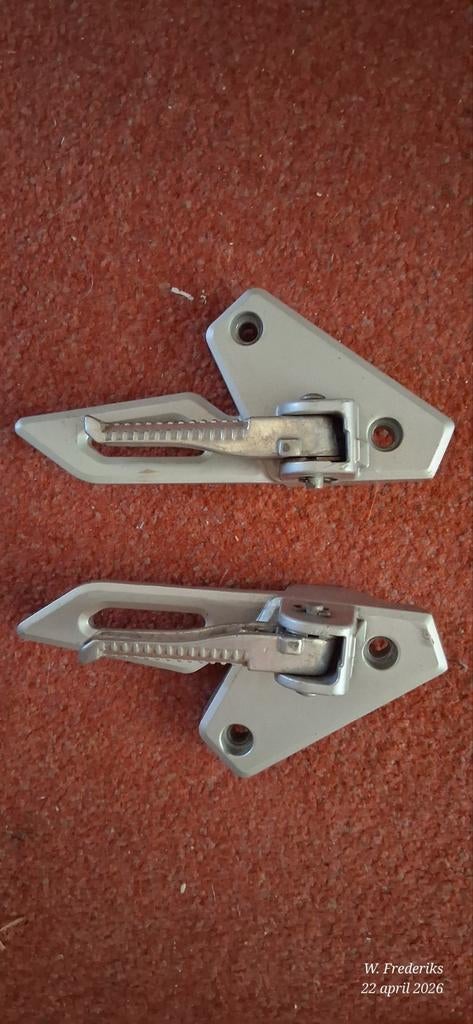 Set passagiers voetsteunen Peugeot Speedfight 3, Ophalen, Gebruikt, Peugeot