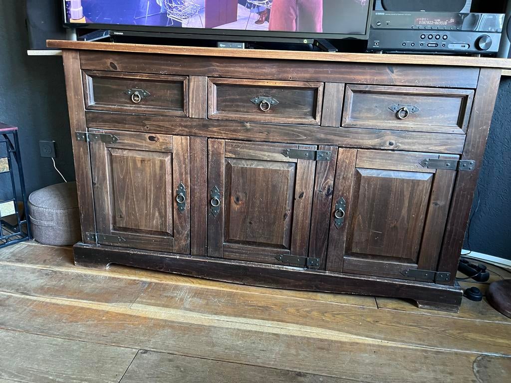 Robuust houten dressoir met lades en deuren, Huis en Inrichting, Ophalen, Gebruikt, 100 tot 150 cm, Met lade(s)