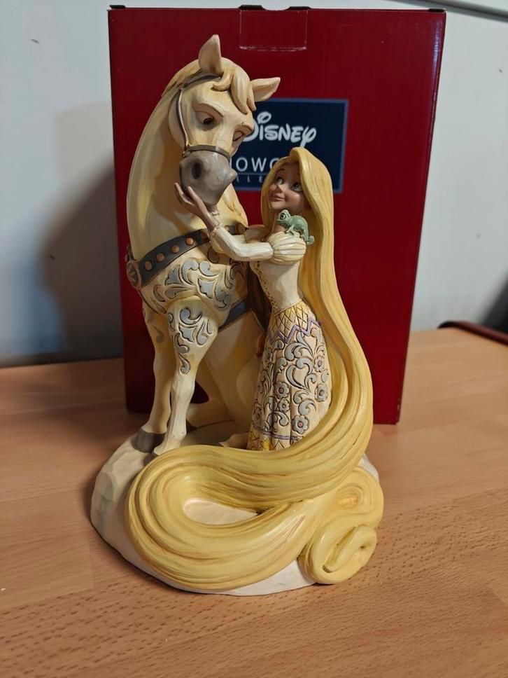 Disney Traditions Jim Shore - Rapunzel (Tangled), Verzamelen, Beelden en Beeldjes, Zo goed als nieuw, Fantasy, Ophalen of Verzenden